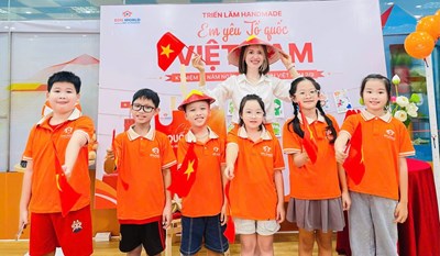 SẮC CỜ TỔ QUỐC – MỘT NIỀM TỰ HÀO LỚN TẠI EDU WORLD