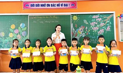 VINH DANH TOP 10 HỌC SINH XUẤT SẮC – GIEO MẦM TRI THỨC, CHẮP CÁNH TƯƠNG LAI 🌟🏆