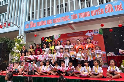 LỄ BẾ GIẢNG NĂM HỌC TẠI TRƯỜNG MẦM NON HAI BÀ TRƯNG: DẤU ẤN ĐẸP CỦA MỘT HÀNH TRÌNH TRƯỞNG THÀNH