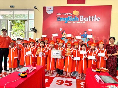 SÂN CHƠI SÔI ĐỘNG ENGLISH BATTLE – SO TÀI ANH NGỮ 🎤🔥